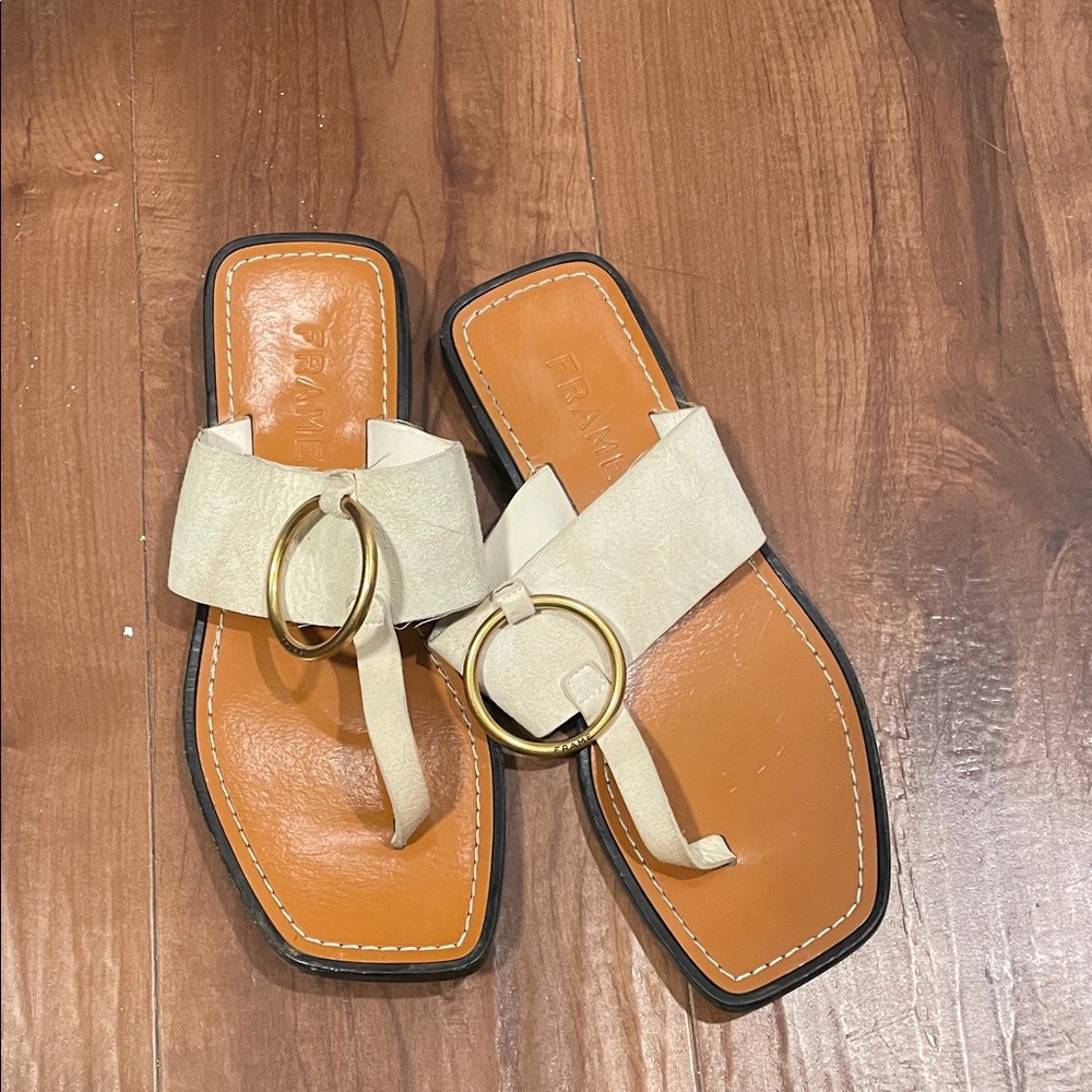 Frame Denim Cream Leather Ring-Accent Square-Toe Thong Sandals